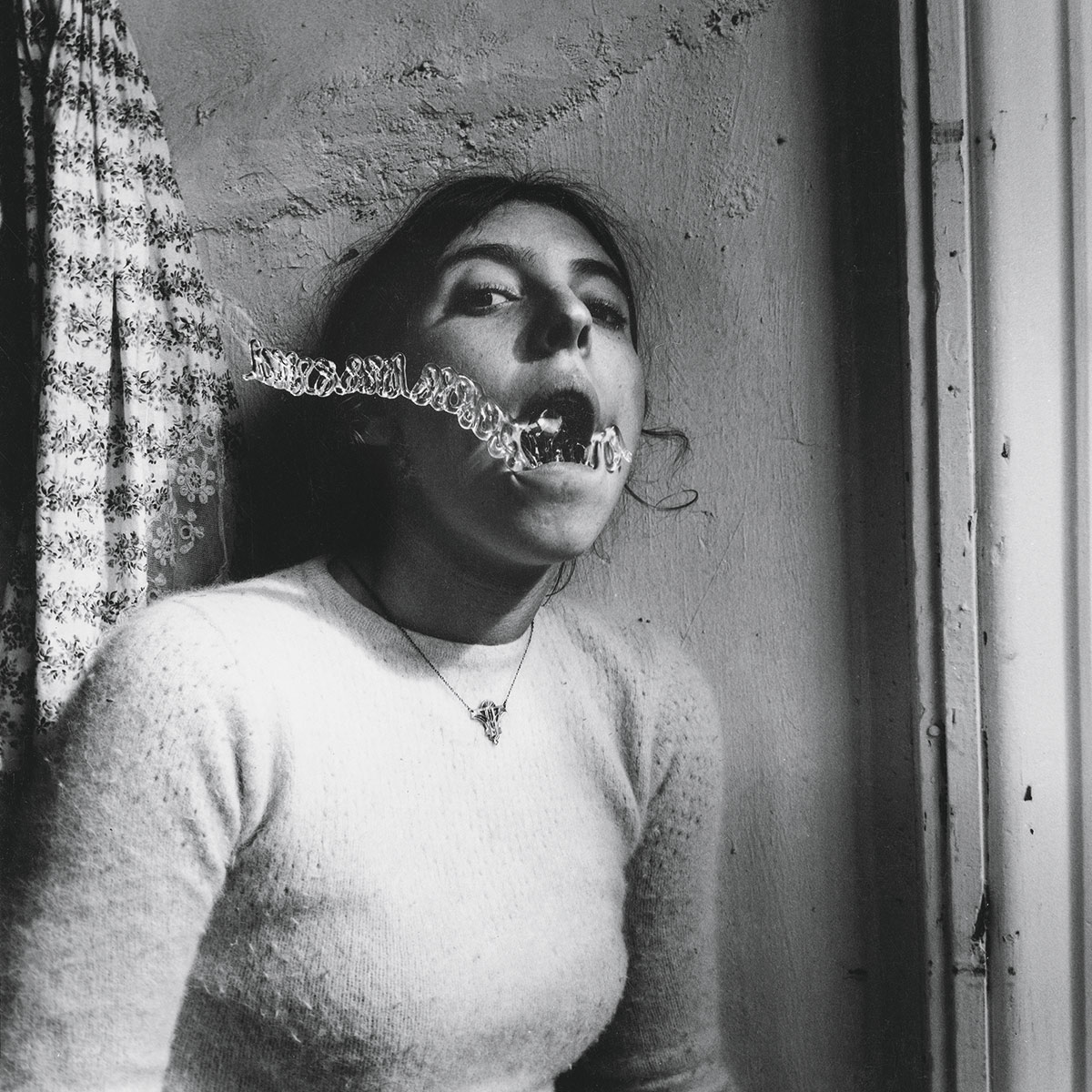 Francesca Woodman, el arte de fotografiar la angustia