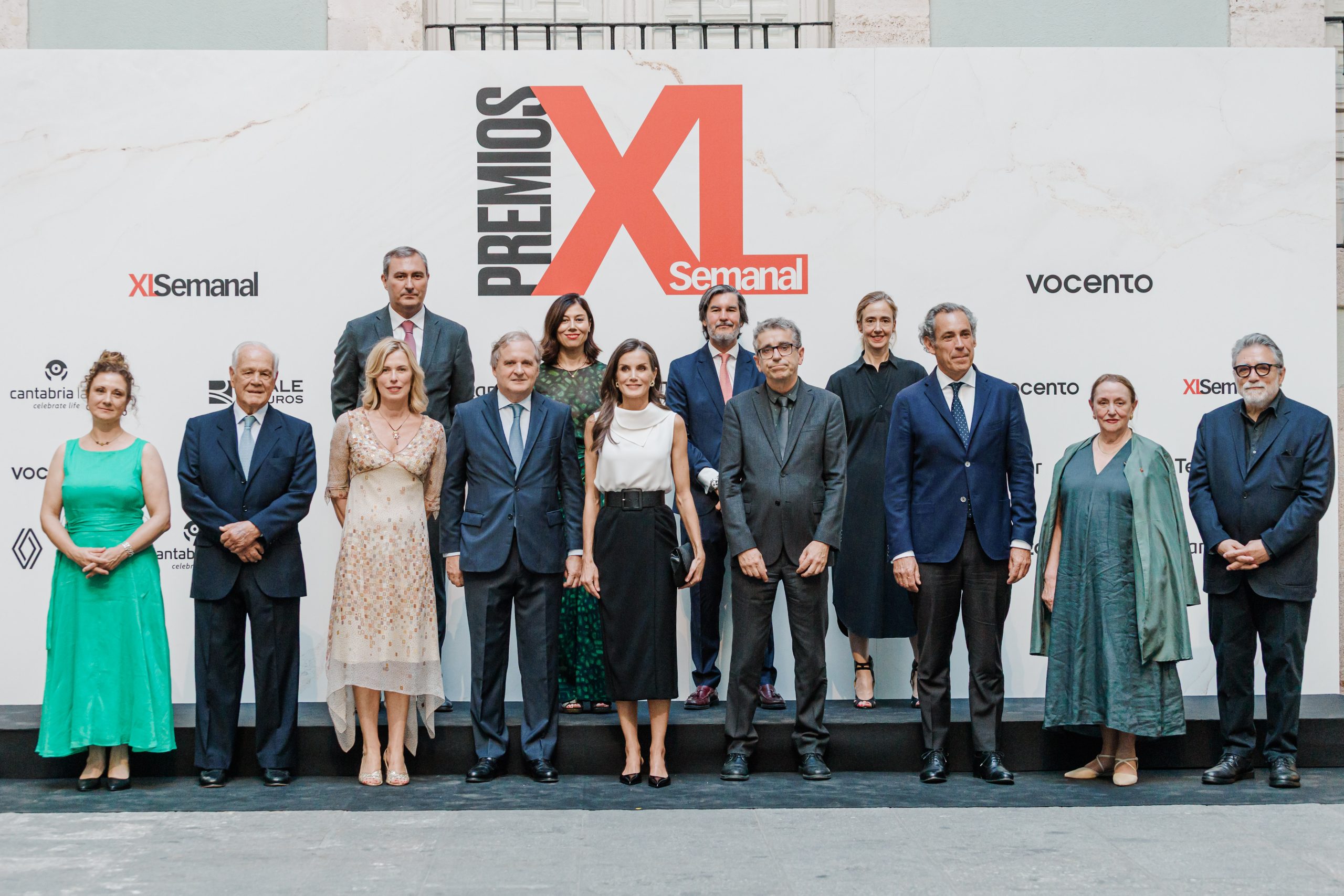 La Reina preside la entrega de los Premios XLSemanal 2025  