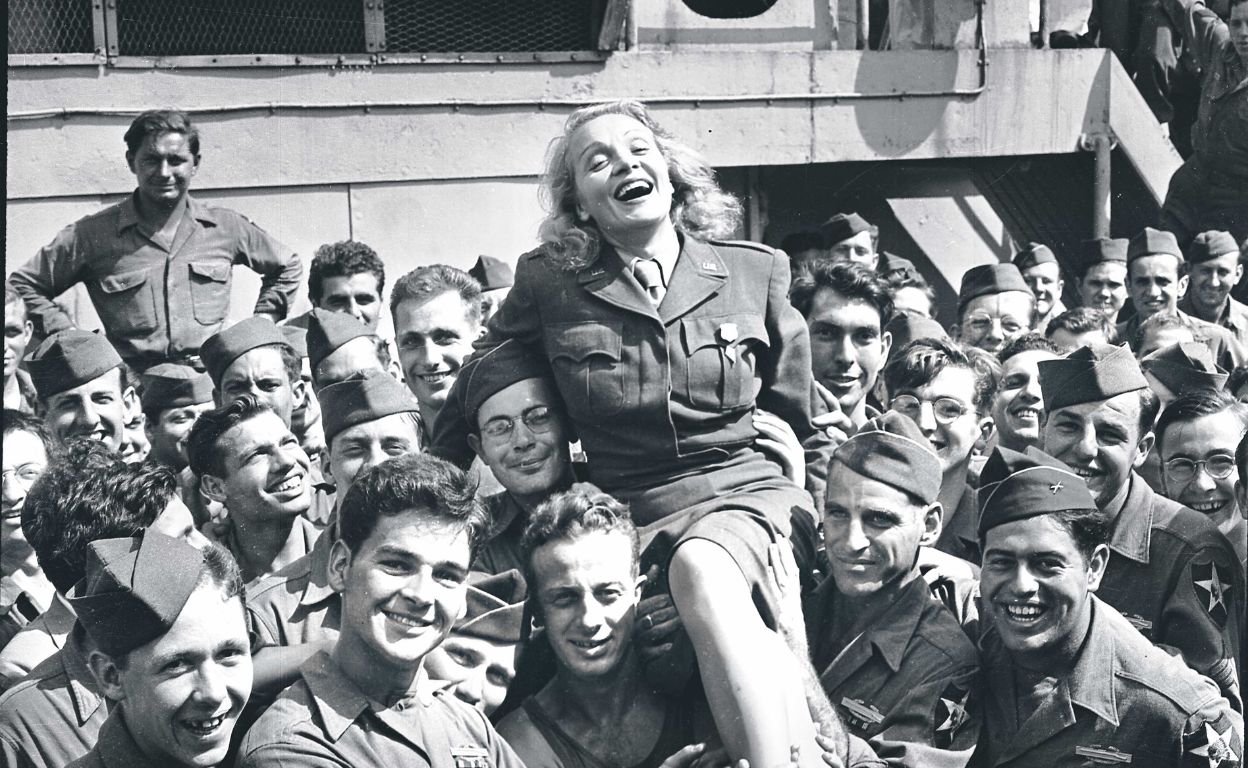 Cuando Marlene Dietrich se fue a la guerra a buscar a su madre
